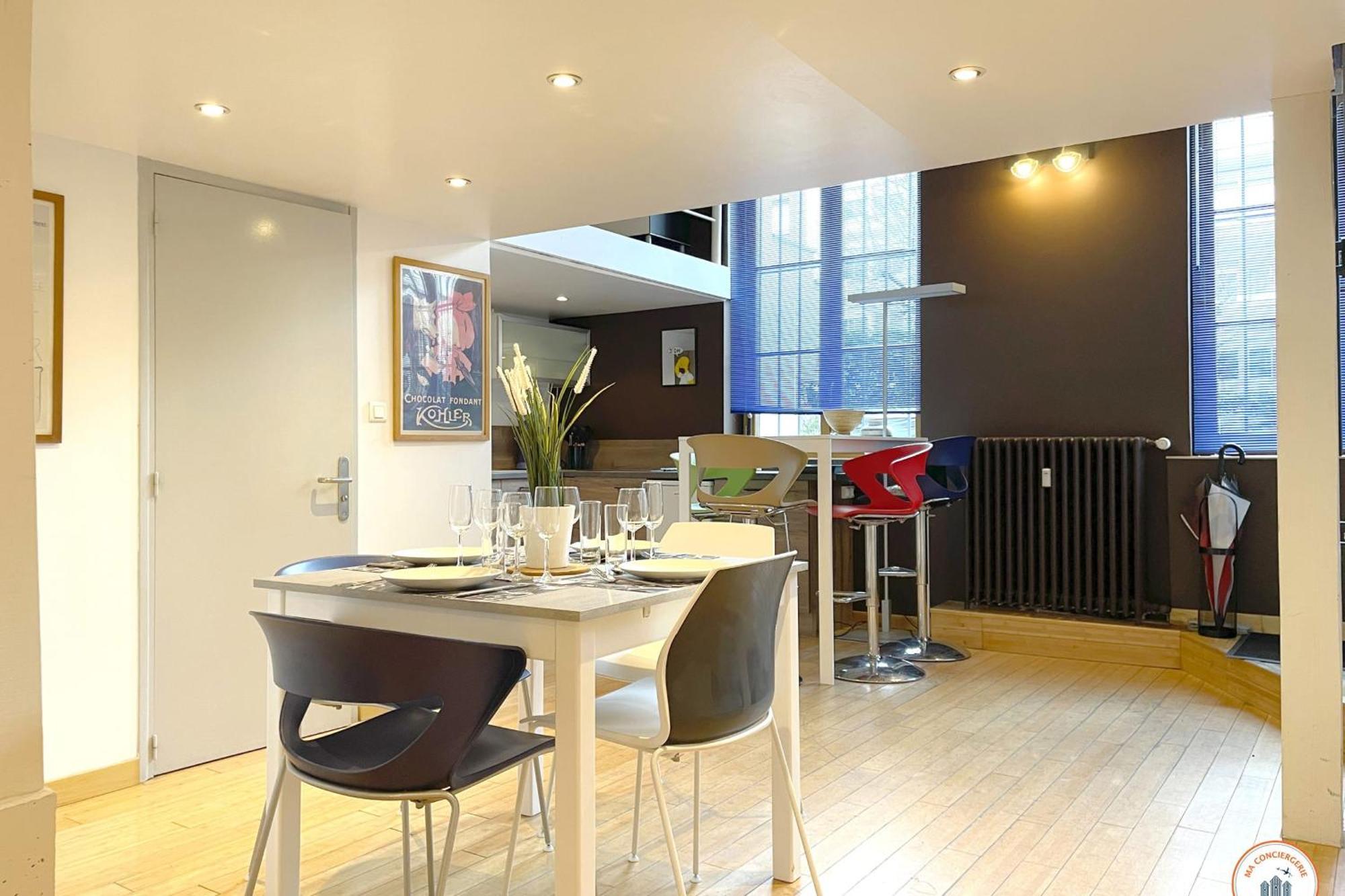 Loft De L'Artiste - Parking - Standing Apartment *